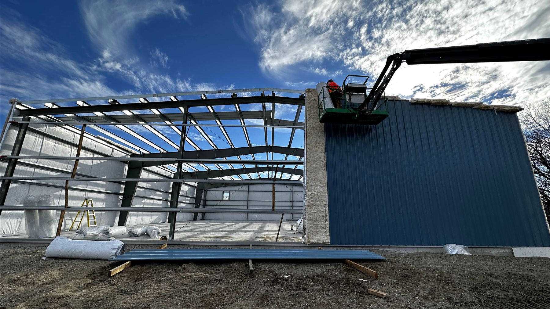 Clear Span Steel Buildings: How Wide Can You Go?