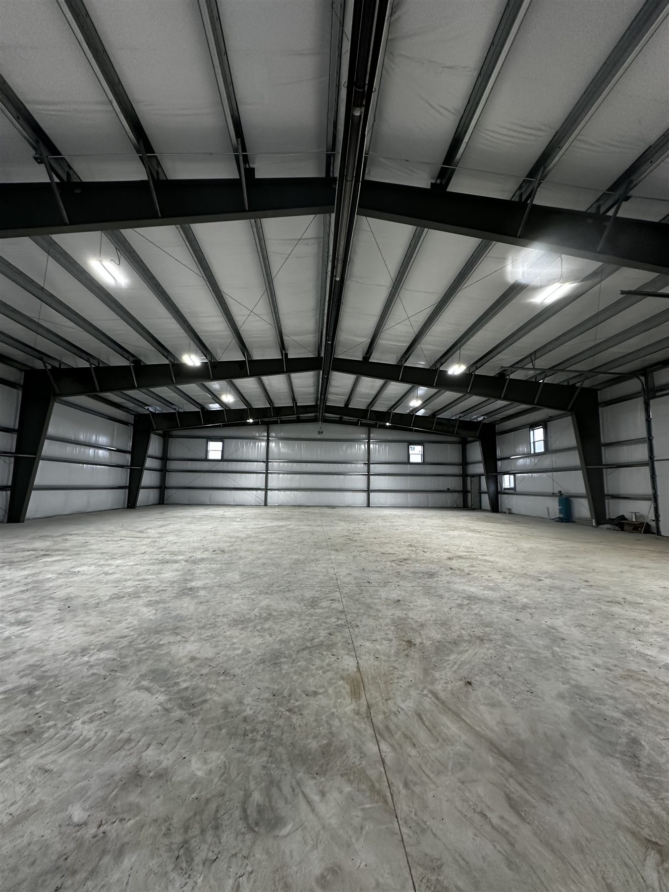 Warehouse & Industrial steel building project